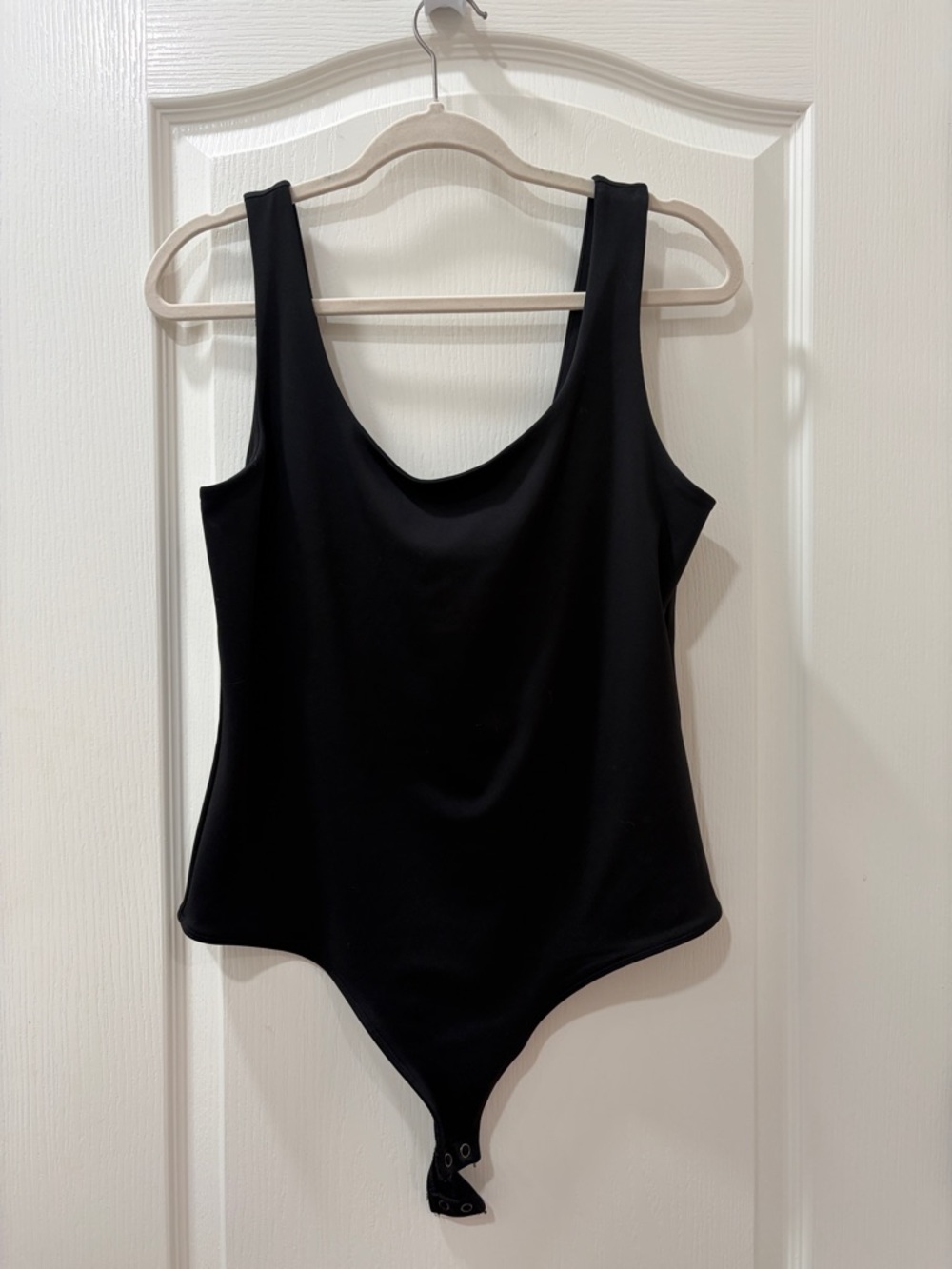 Express Black Body Contour Scoop Neck Bodysuit